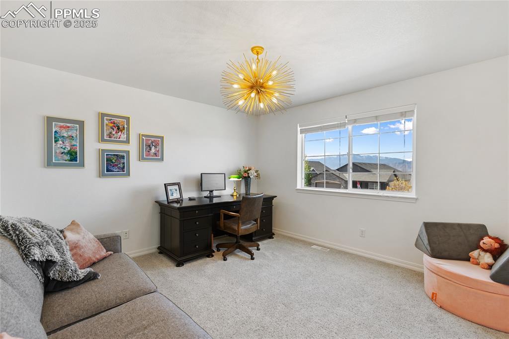 Image 26 of 48: Office