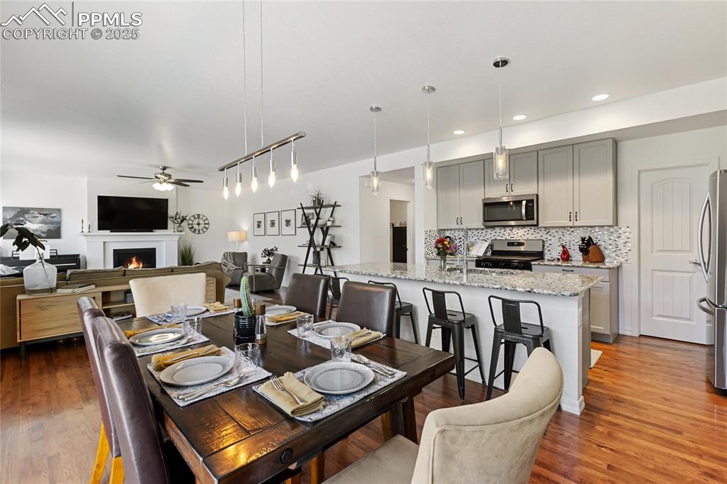 Image 4 of 48: Dining Area