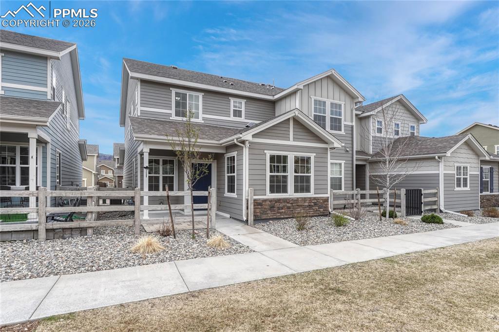 Image 2 of 40: Front of Structure