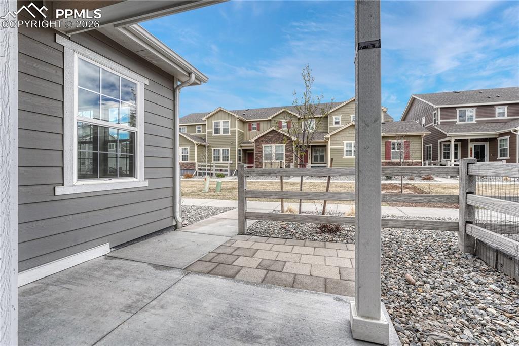 Image 6 of 40: Patio