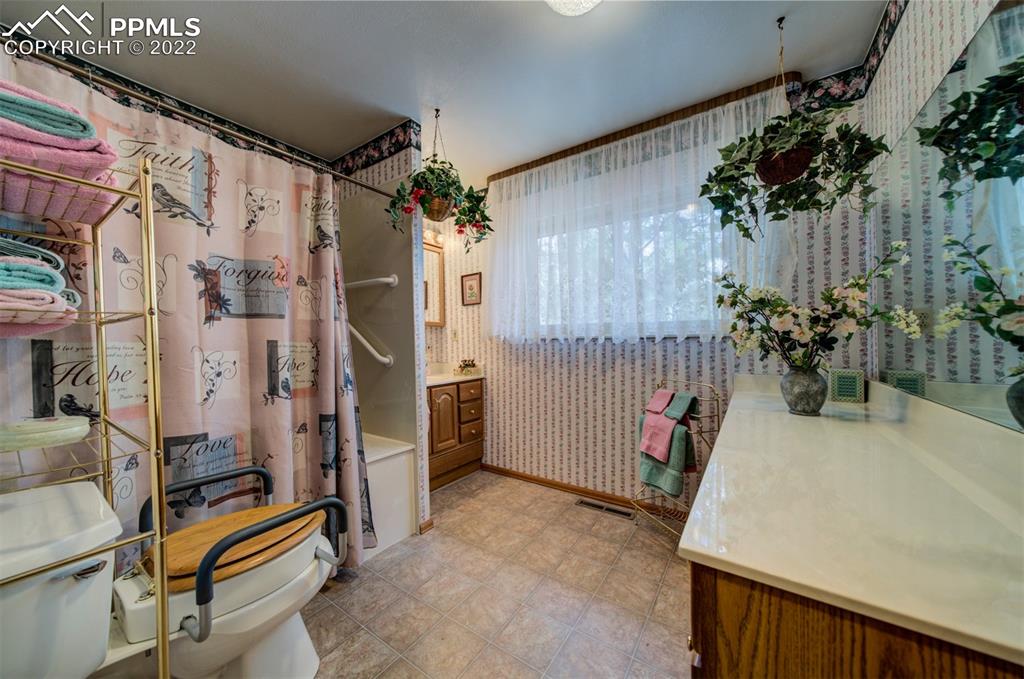 Listing 7915765, Image 28 of 46