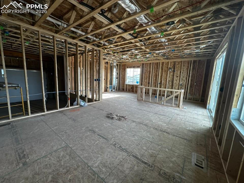 Image 15 of 27: Living Room