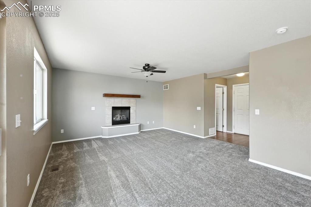 Image 14 of 46: Living Room