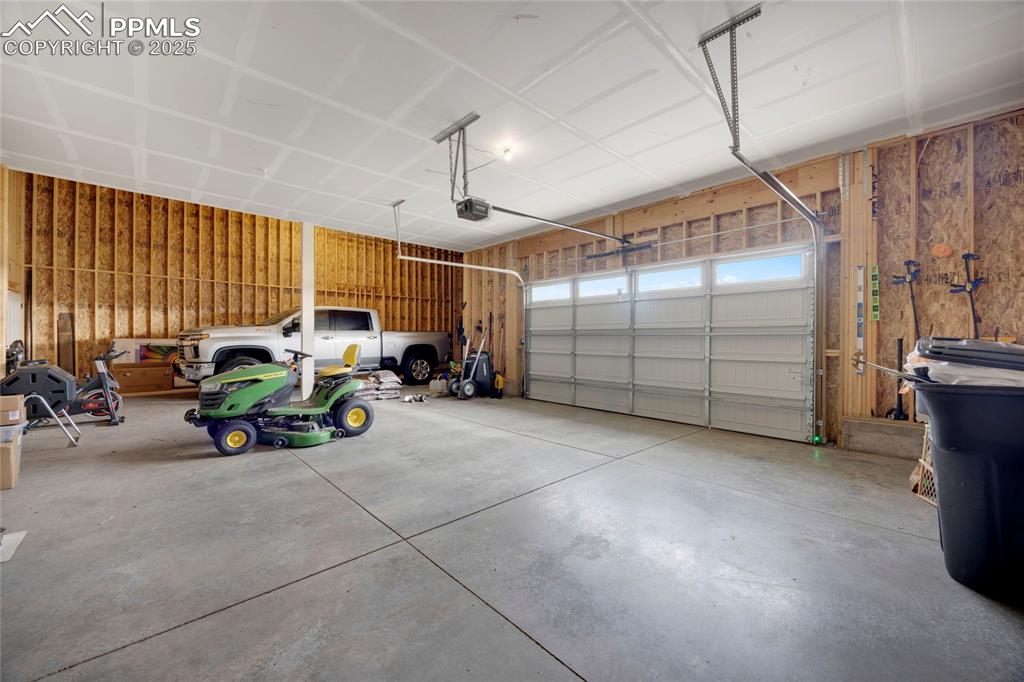 Image 34 of 37: View of garage
