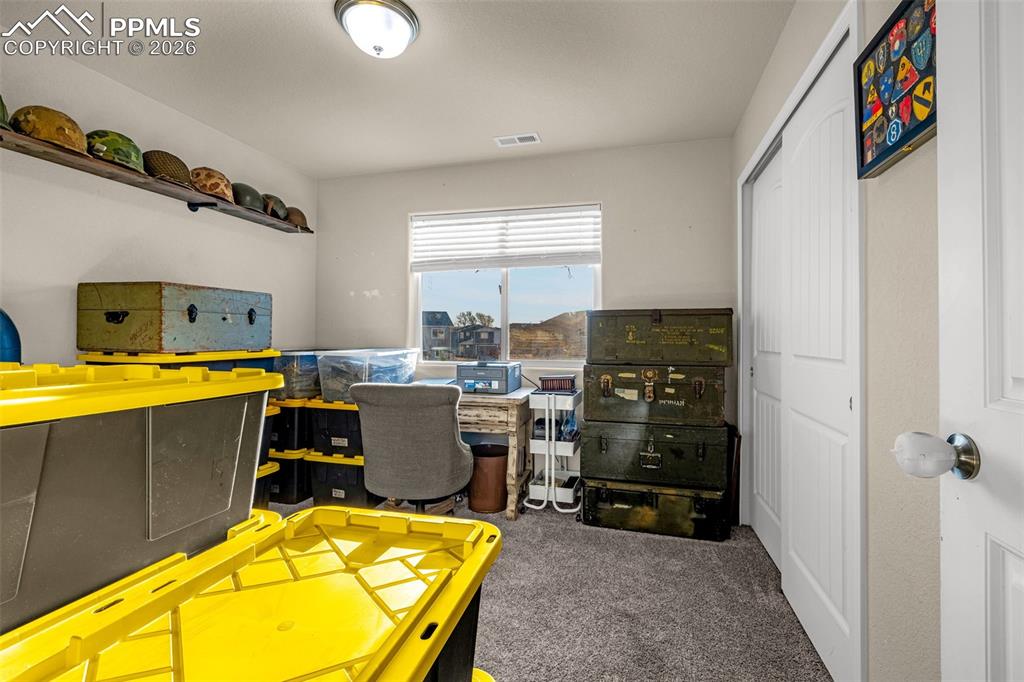 Image 10 of 33: Office