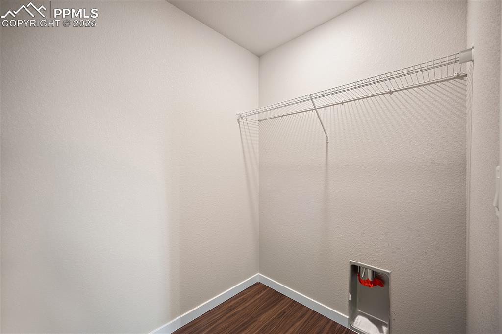 Image 25 of 34: Laundry