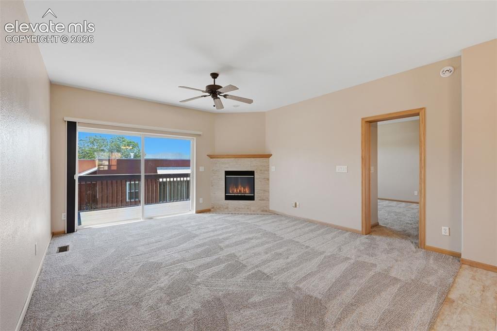 Image 7 of 40: Living Room