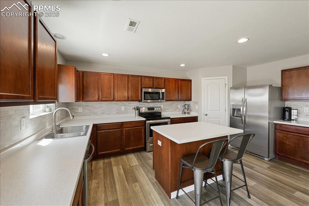 Image 13 of 35: Kitchen