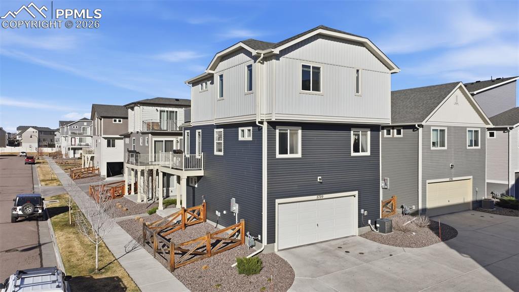 Image 18 of 21: Other