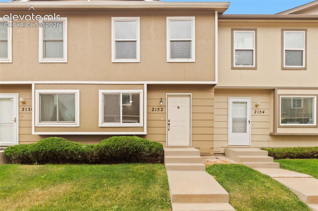 Image 1 of 30: Welcome to this beautifully upgraded 2-bed 2-bath townhome in Broadway Heig
