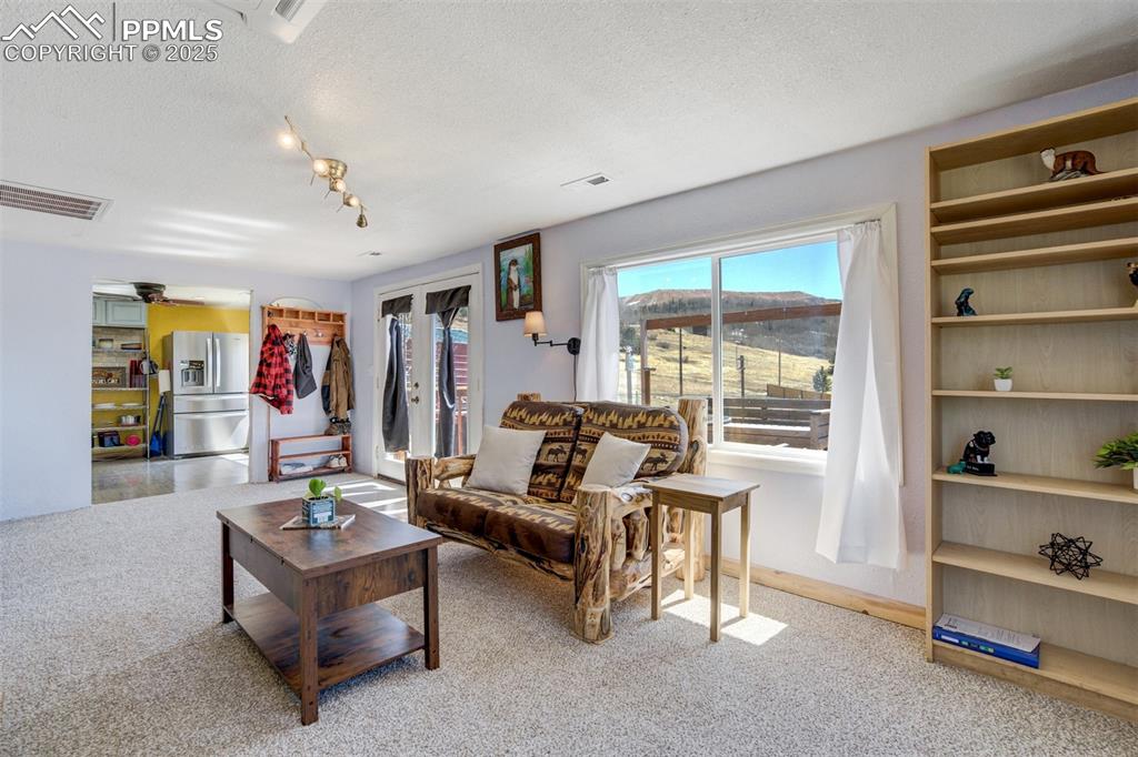 Image 11 of 41: Living Room