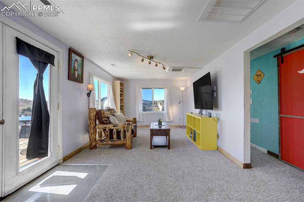Image 6 of 41: Living Room
