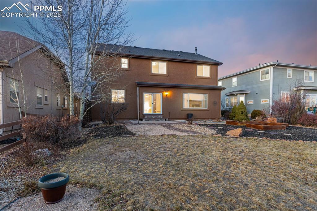 Image 46 of 46: Back of Structure