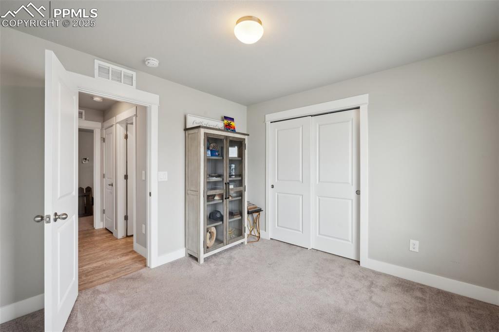 Image 24 of 43: Bedroom