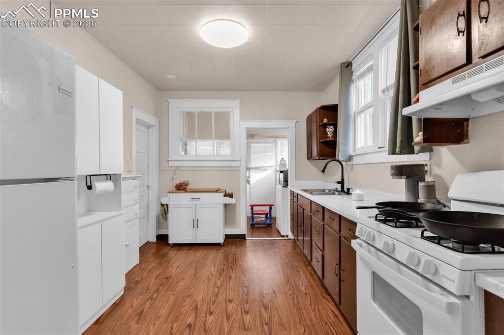 Image 9 of 24: No Description Available