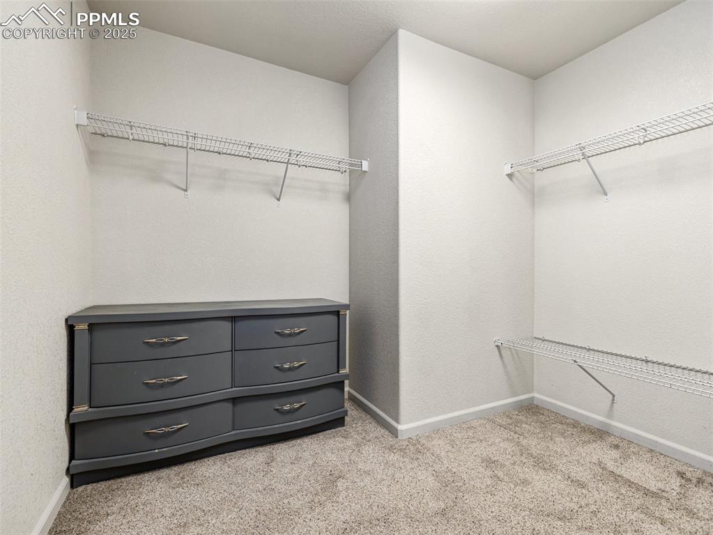 Image 20 of 44: Closet