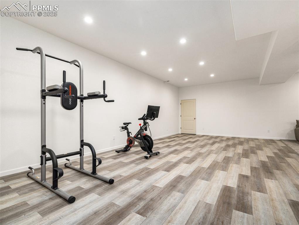 Image 23 of 44: Exercise Room