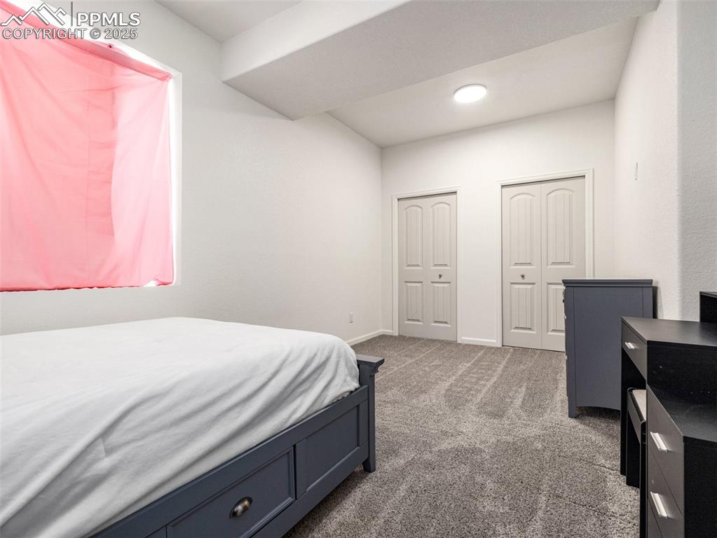 Image 28 of 44: Bedroom