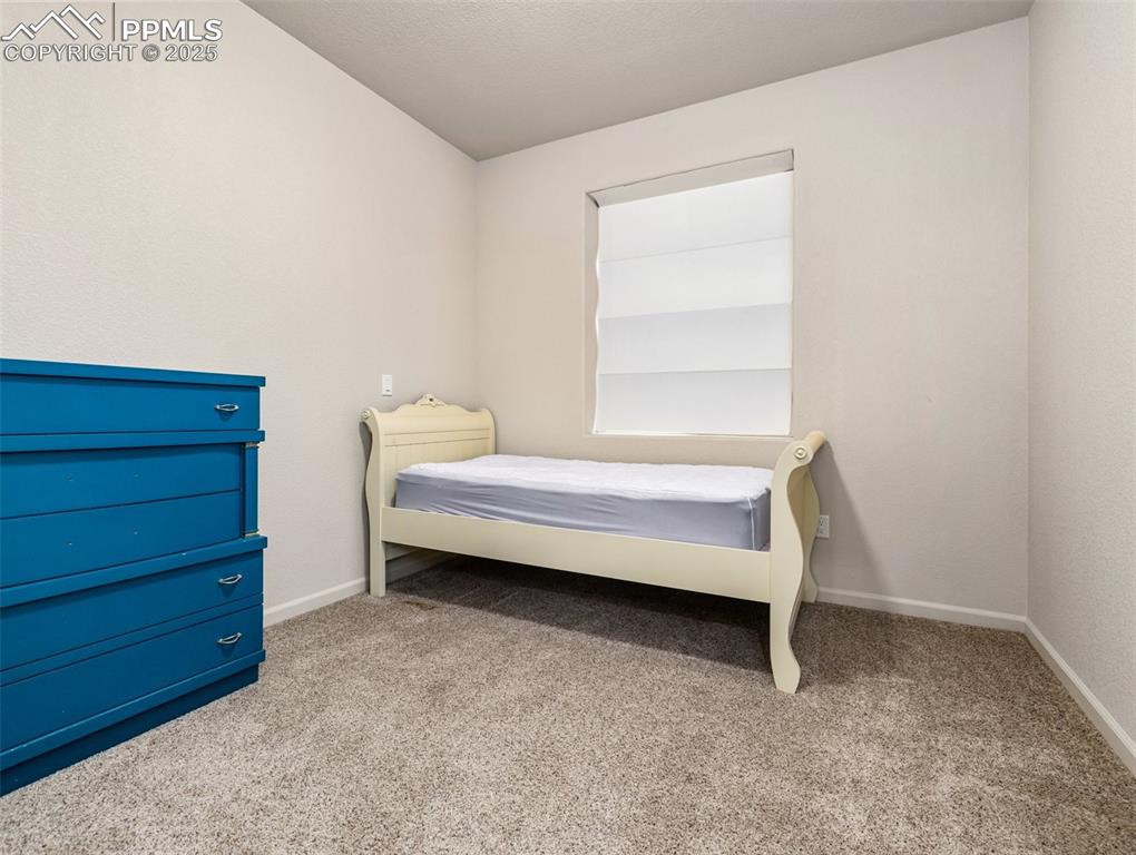 Image 33 of 44: Bedroom