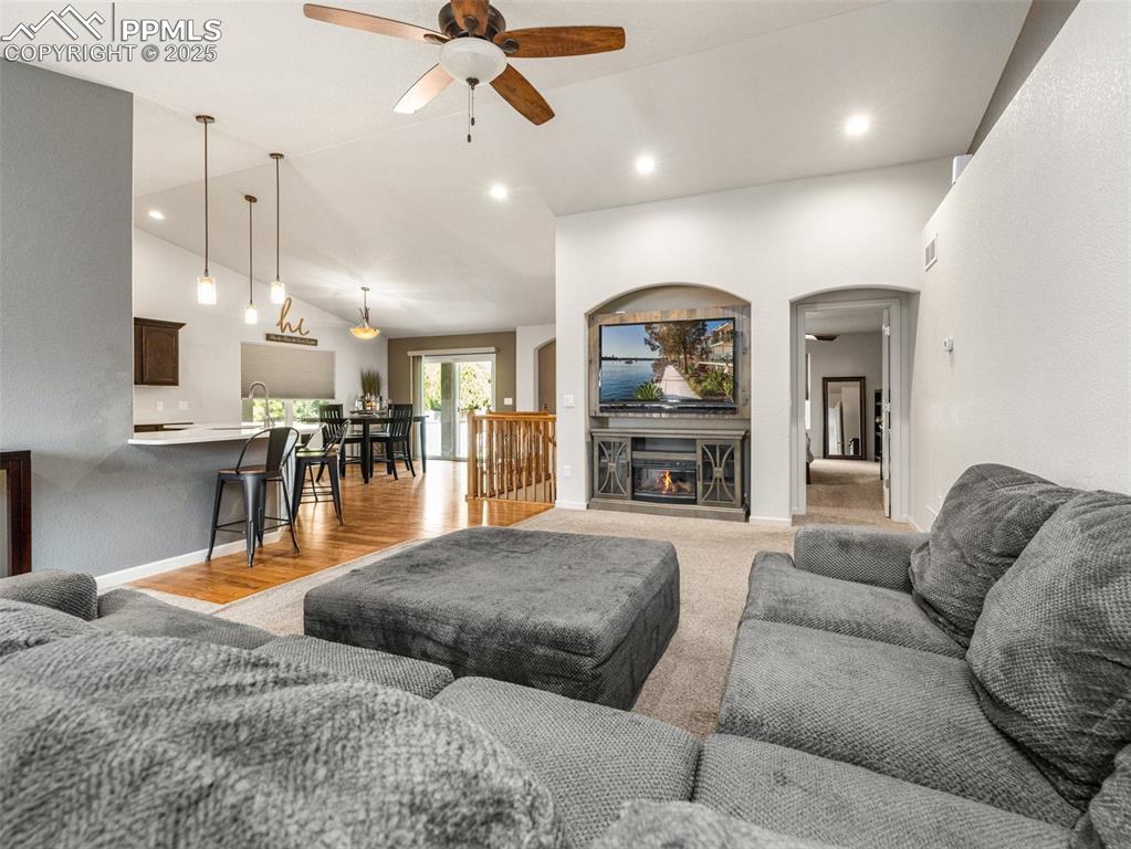 Image 4 of 44: Living Room