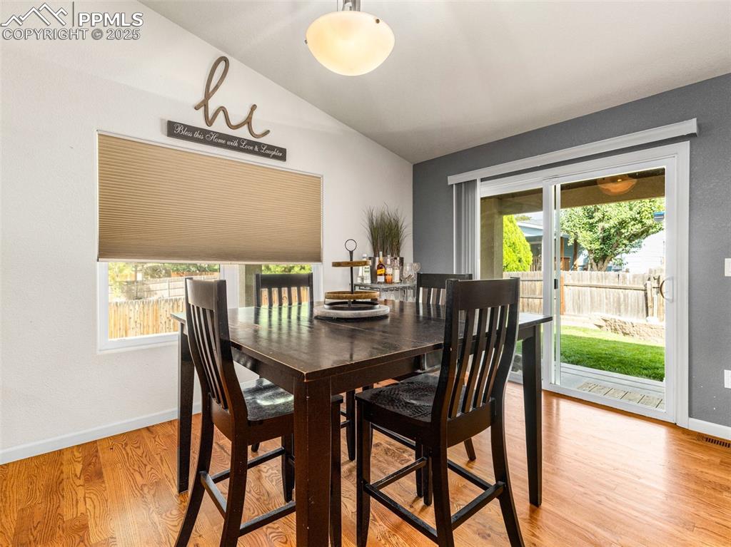 Image 8 of 44: Dining Area