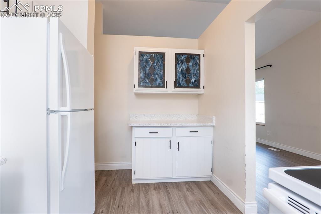 Image 8 of 36: Kitchen