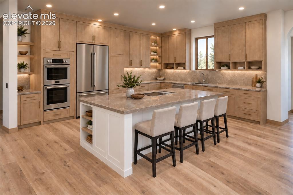 Image 3 of 11: Kitchen