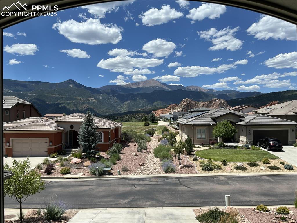 Image 29 of 50: View