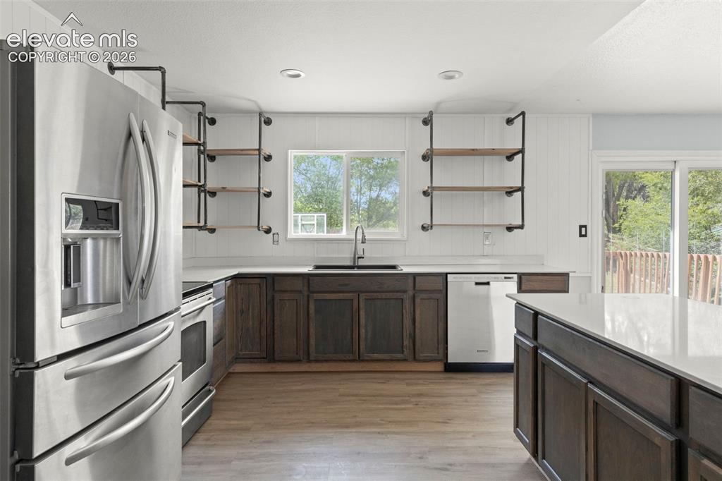 Image 9 of 24: Open kitchen area