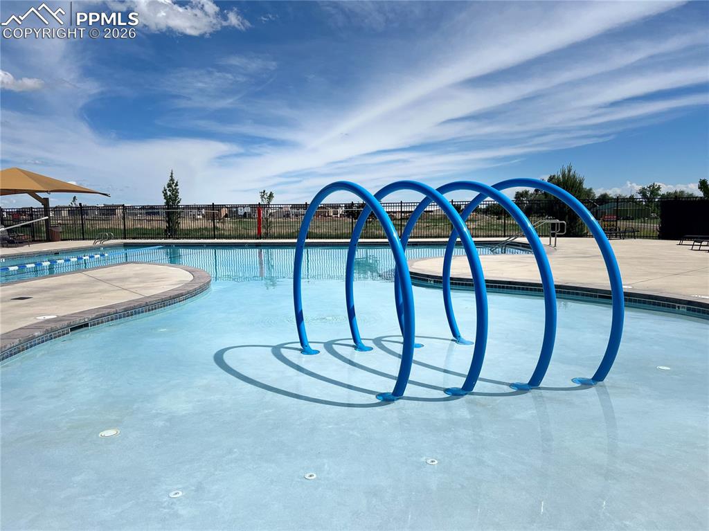 Image 35 of 35: Pool