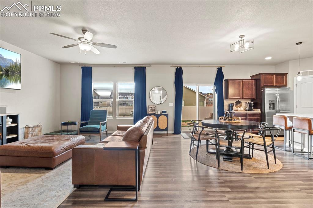 Image 8 of 35: Living Room