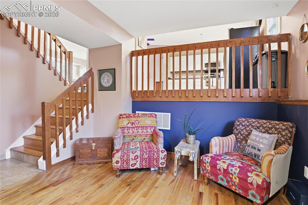 Image 26 of 41: Family Room