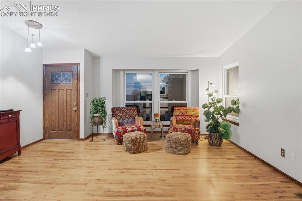 Image 4 of 41: Living Room