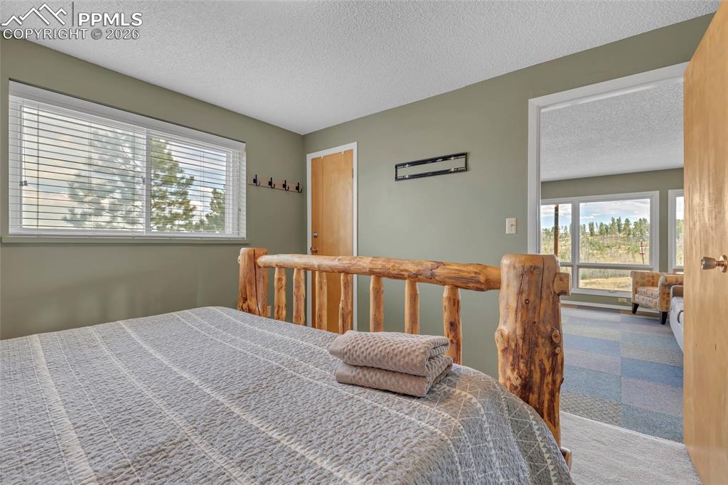 Image 17 of 22: Bedroom