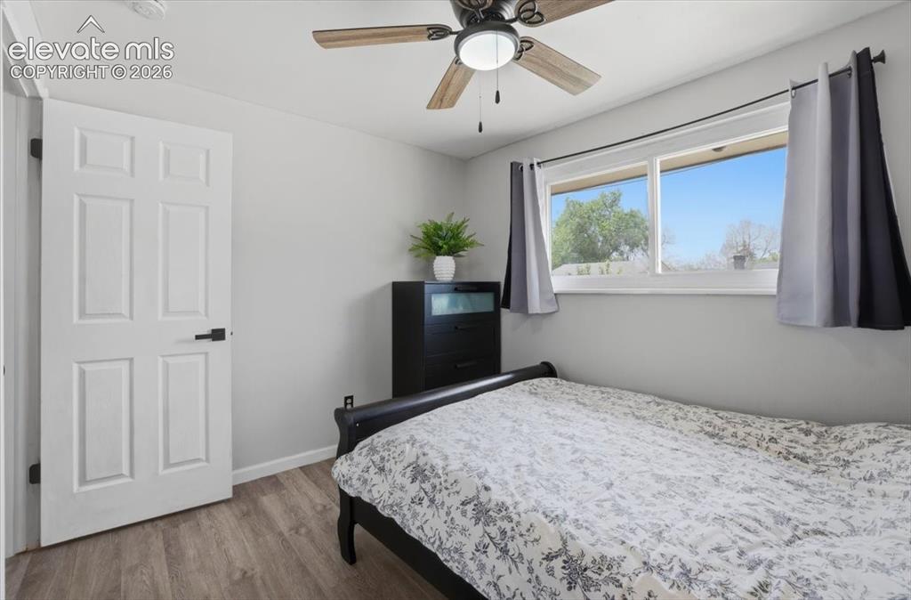 Image 19 of 38: Bedroom