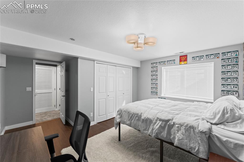 Image 44 of 50: Bedroom