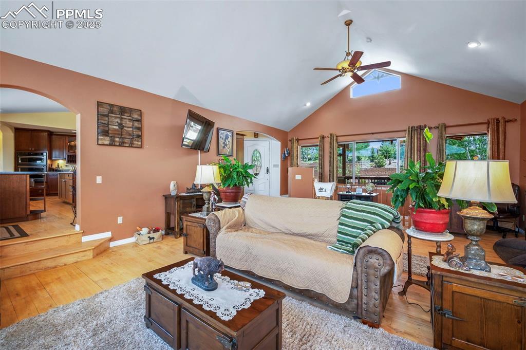 Image 8 of 45: Living Room