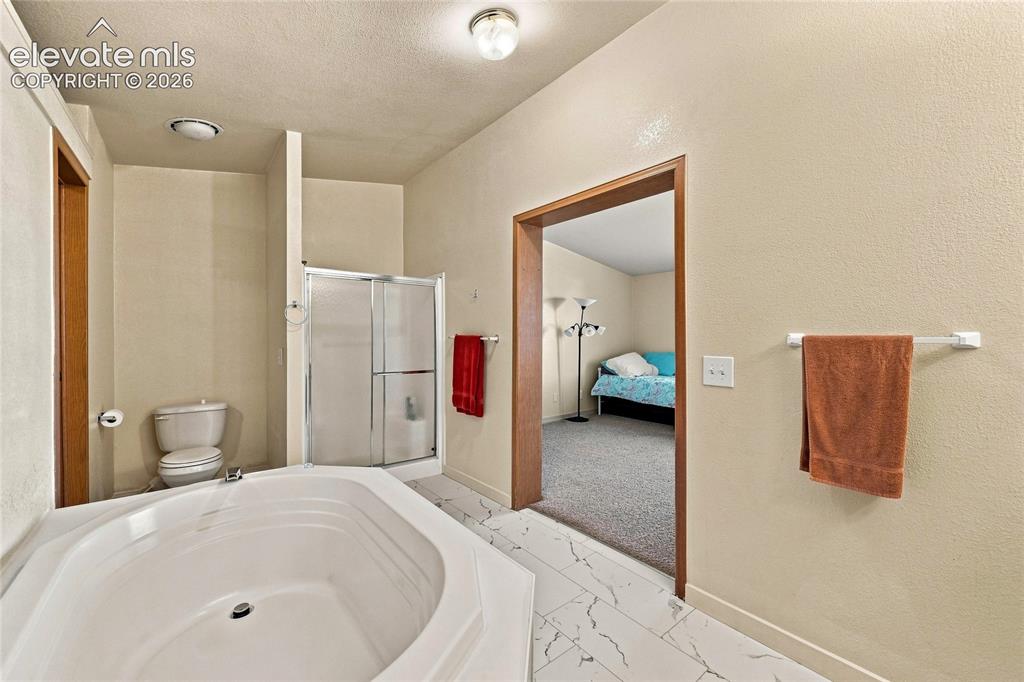 Image 13 of 29: Bathroom