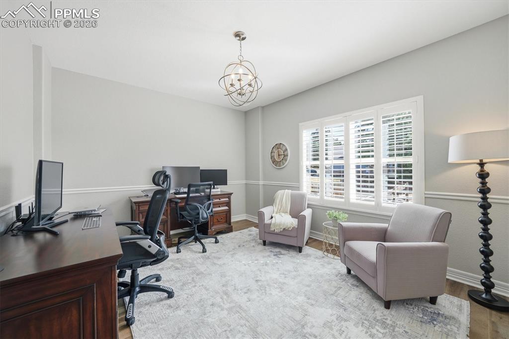 Image 15 of 49: Office