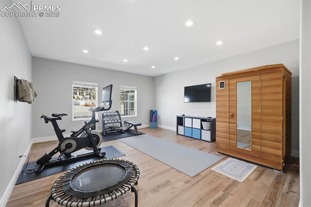 Image 18 of 49: Exercise Room