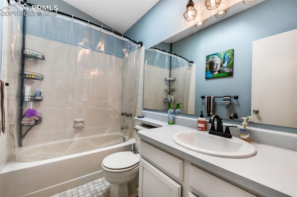 Image 18 of 50: Master Bedroom