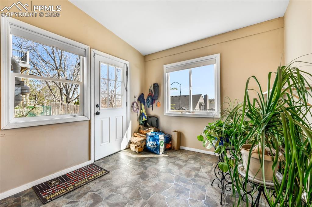 Image 25 of 50: Family Room