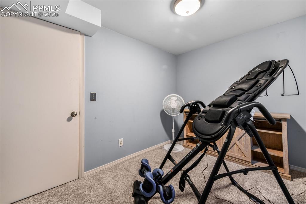 Image 31 of 50: Sitting Room