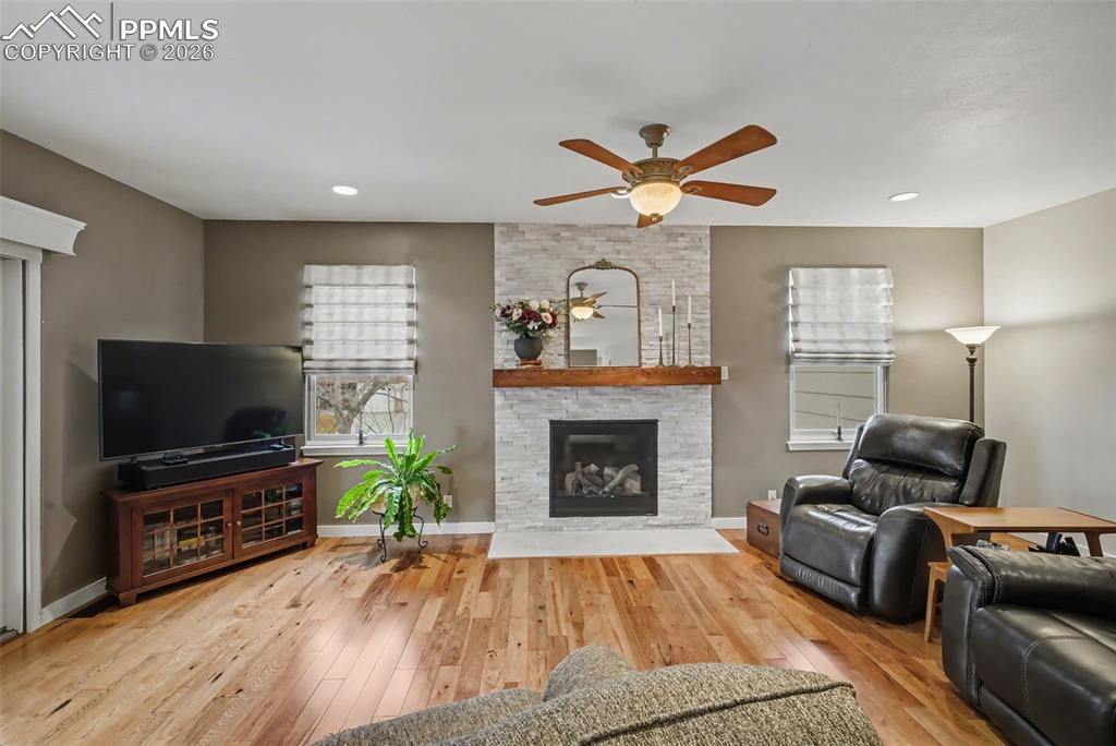 Image 10 of 49: No Description Available