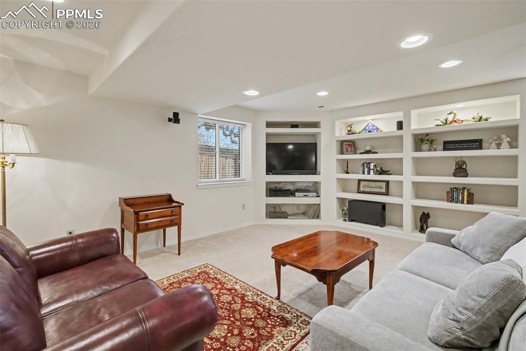 Image 40 of 49: No Description Available