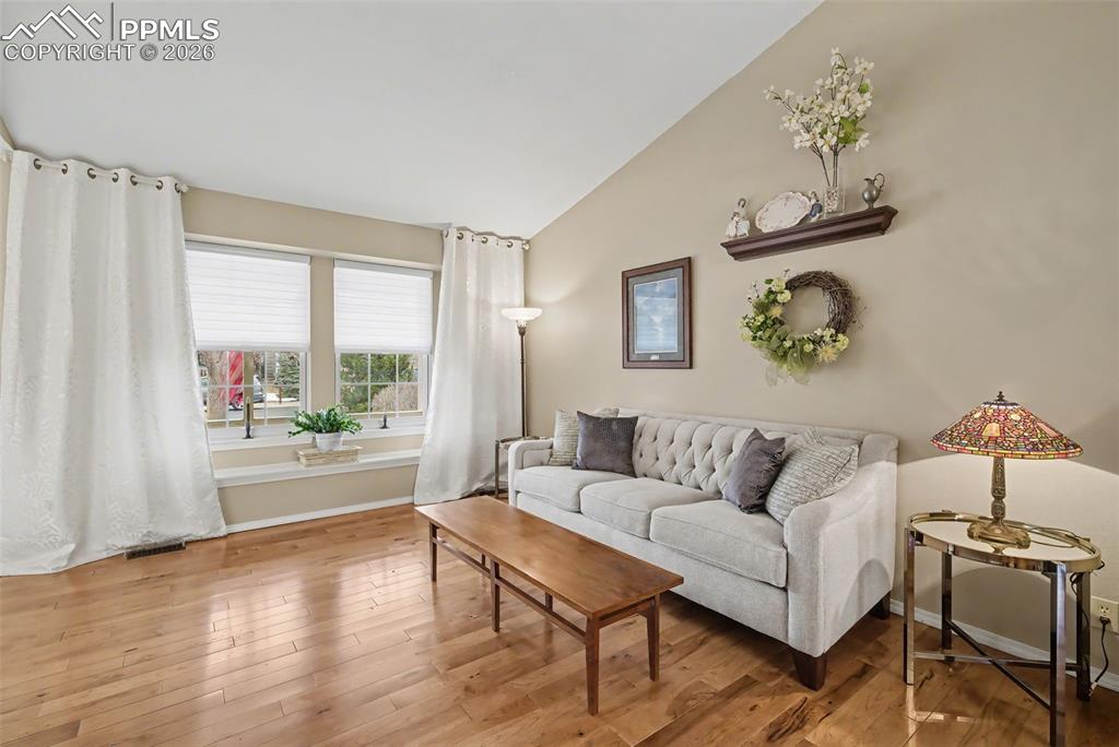 Image 5 of 49: No Description Available