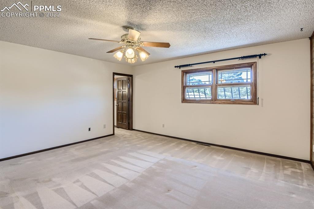 Listing 7949644, Image 14 of 28