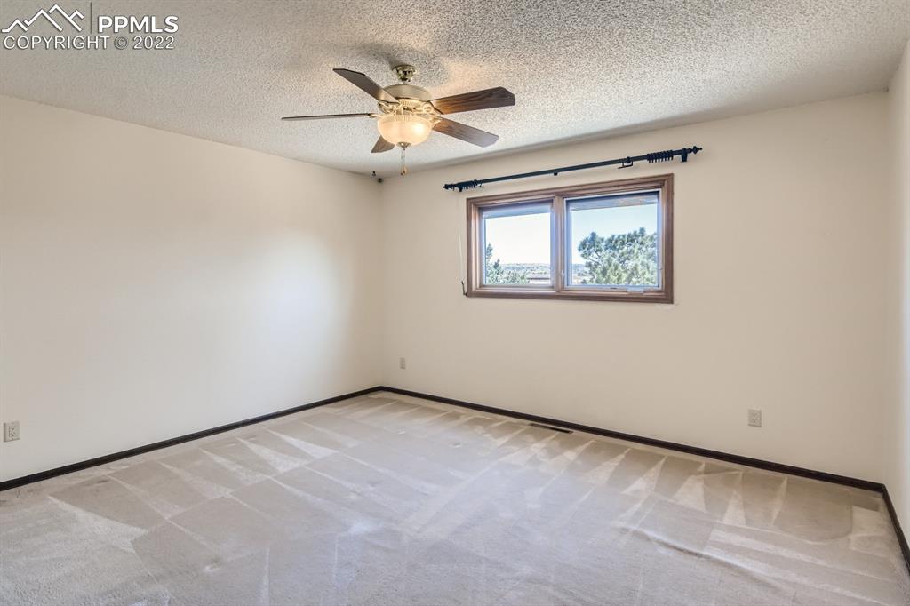 Listing 7949644, Image 20 of 28