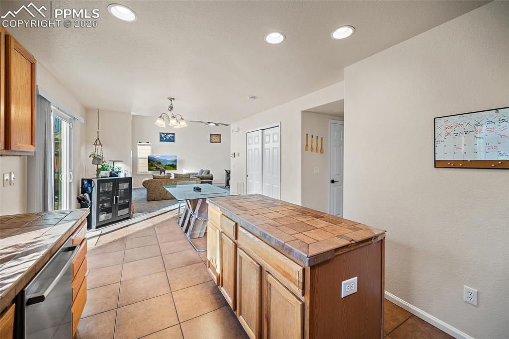 Image 16 of 48: Kitchen