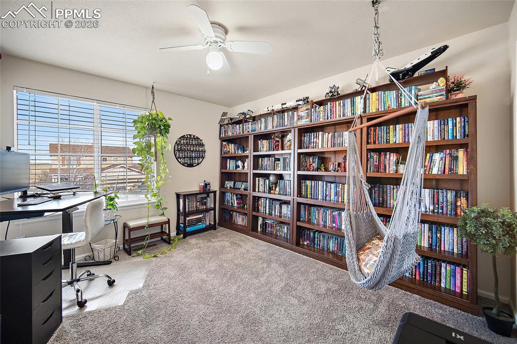 Image 29 of 48: Bedroom